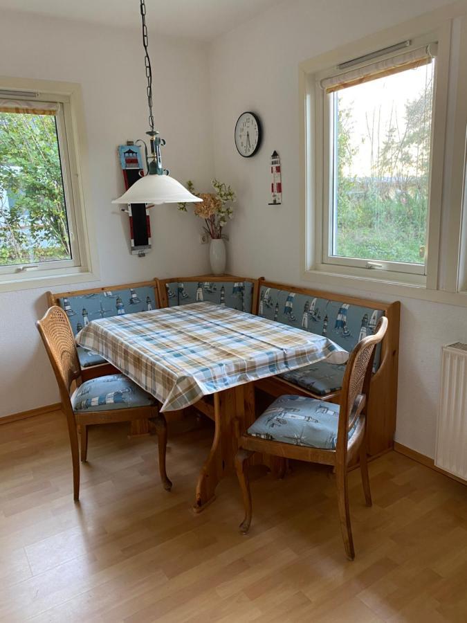 Freistehendes Einfamilienhaus Mit Boddenblick Naehe Ostsee Fuhlendorf  Buitenkant foto