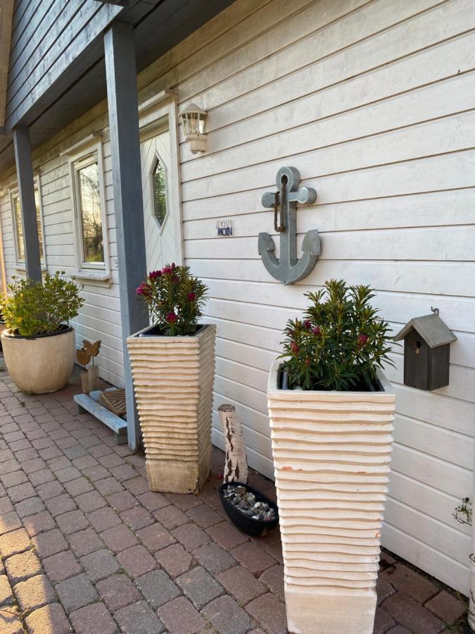 Freistehendes Einfamilienhaus Mit Boddenblick Naehe Ostsee Fuhlendorf  Buitenkant foto