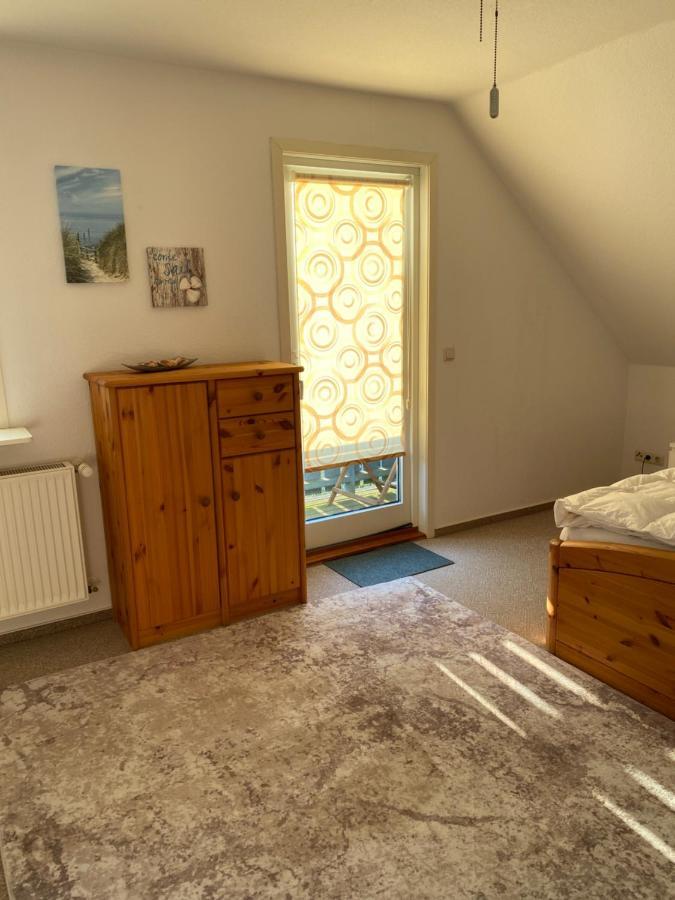 Freistehendes Einfamilienhaus Mit Boddenblick Naehe Ostsee Fuhlendorf  Buitenkant foto
